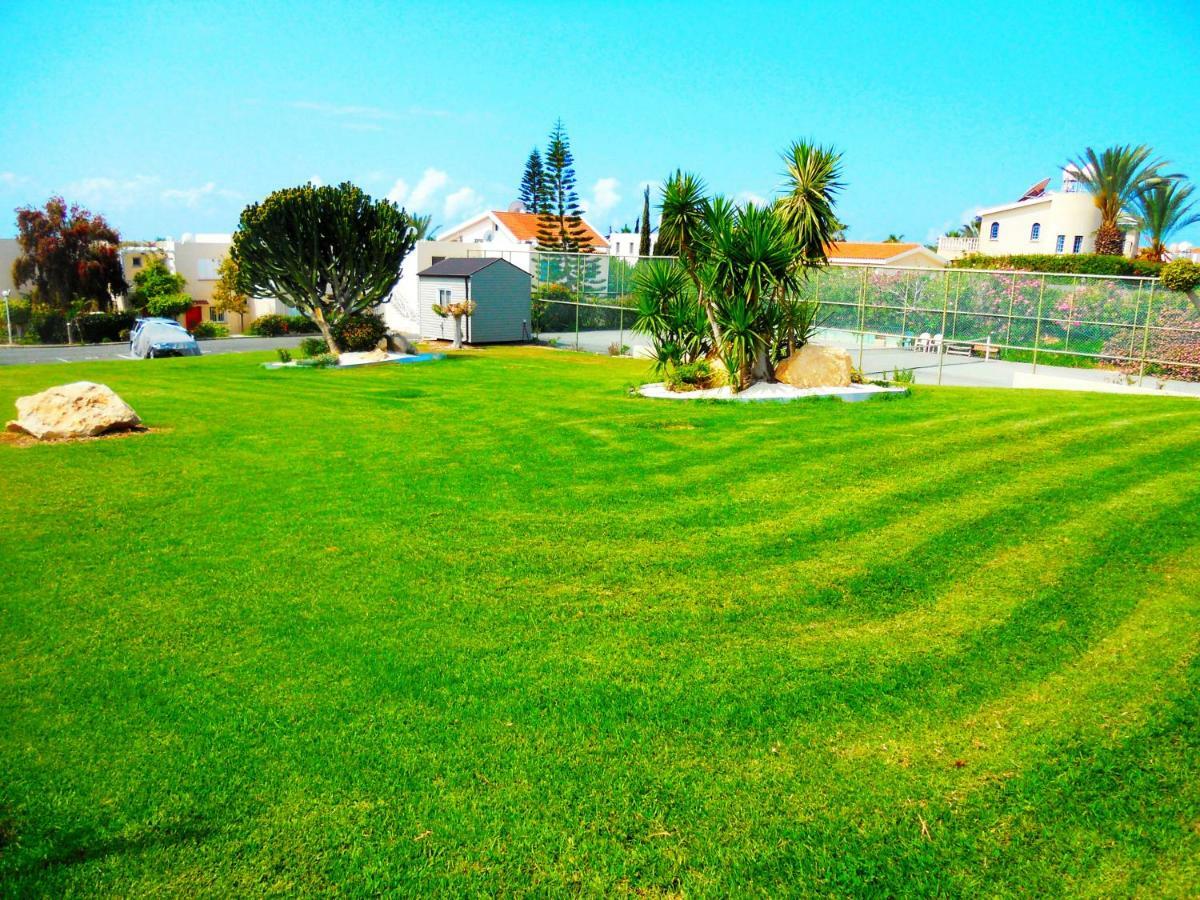 Coral Bay Suite Cyprus Exterior foto